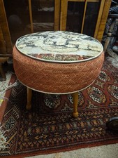 Ein Vintage Hanley Pouffe