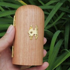 Katholische Holzstatue Jesus