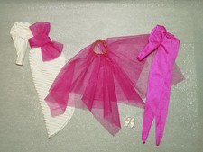 Barbie Day to night  Puppen