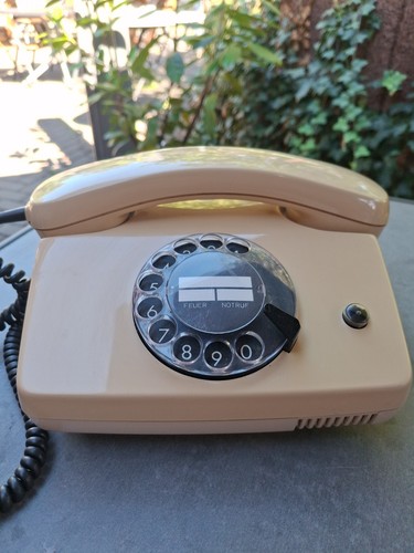 Vintage wählscheibentelefon - vintage,