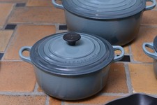 ? LE CREUSET Gusseisen Bräter Topf 20x10 cm emailliert blau ?