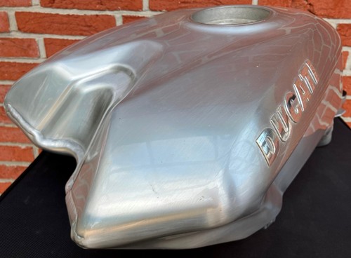 Ducati corse fuel tank - ducati,