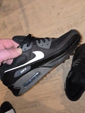 Nagelneuer NIKE SCHUH ? Original 