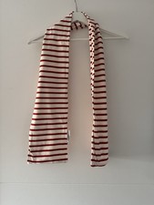 Gestreifter Schal Farbe Rot