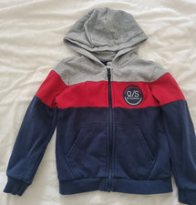 Jacke mit Kapuze Gr. 116/122