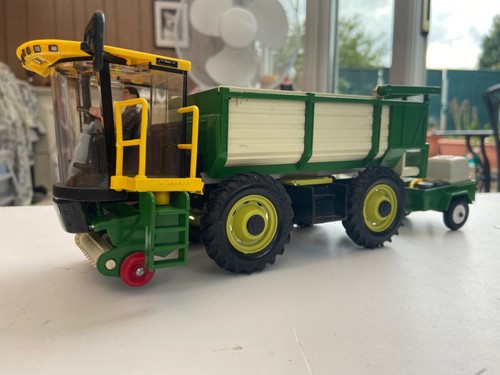 Britains farm mb trac - britains.farm.1:32.mb,