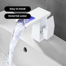 LED Bad Wasserhahn Weiß