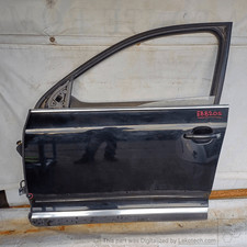 Alte Tür. Links VOLKSWAGEN