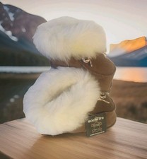 niedliche warme Baby