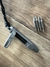 Sammlerstück OKNIFE Otacle D1 Titanium Multi Bit Pocket Titan Grau Titanium-grey