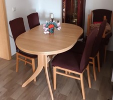 Wegen Haushaltsauflösung gut erhaltene Esszimmergarnitur günstig abzugeben