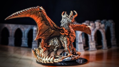 Miniatur gold dragon - d&d,