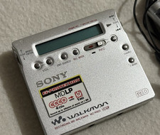 Sony MZ-R900 Mini Disc Recorder Player