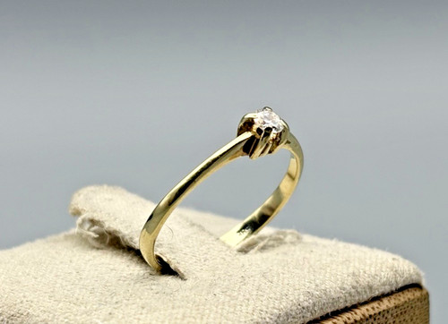 Karat gold solitär ring - 14,