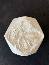 Kaiser Porzellan Vase 15 cm · Biskuitporzellan · Holzstruktur Relief