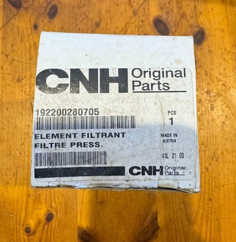 Case new holland cnh - case,