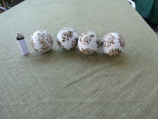 4 Porzellan Kugeln