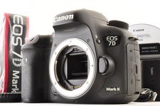 Canon EOS 7D Mark II APS-C Digitale Spiegelreflexkamera *Near Mint+5 3640Ausl...
