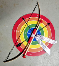 Pfeil und Bogen aus Holz mit