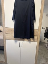 Stylisches COS Winterkleid