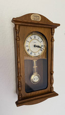 Wanduhr Regulator mit Pendel