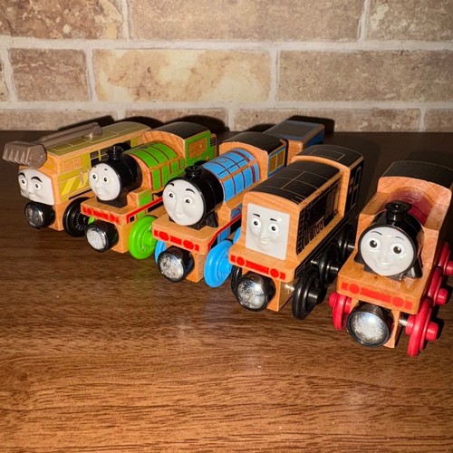 Mattel thomas holzeisenbahn - mattel,