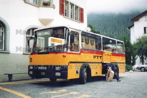 Lkw foto iveco minibus - iveco,
