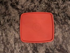Tupperware "G01