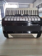 Akkordeon ( Parrot ) 120 Bass