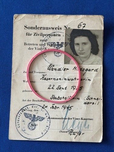 Sonderausweis stabshelferin - sonderausweis,