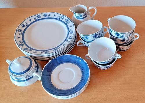 Edles geschirrset aus - edles,