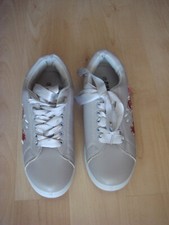 Damen Sportschuhe Gr. 39  - Creme mit Rosenstickerei - CULT Sport