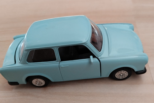 Trabant 601 8677 - 601-s,