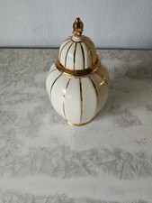 Bavaria Elfenbein Porzellan Vase mit Deckel 19cm – Vintage goldverziert
