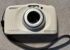 Nikon Coolpix W150 weiß sehr