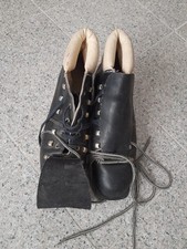 alte  Skischuhe  Wanderschuhe schwarz Leder DDR Vintage 70er Jahre Größe 45