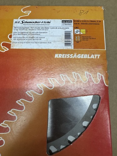 Schumacher sohn hm - +,