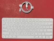 Apple A2450 Magic Keyboard