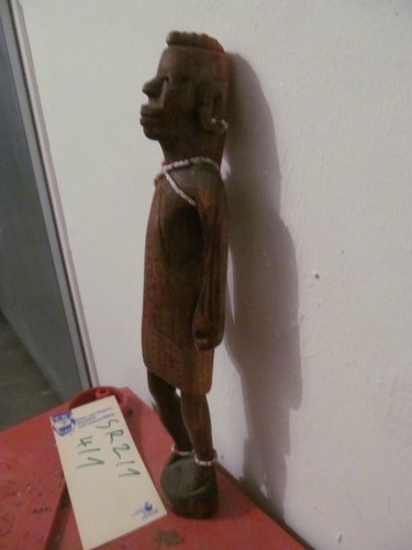 Schöne afrikanische holzfigur - schöne,