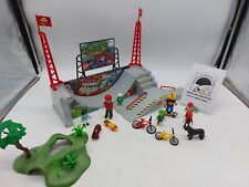 Playmobil / Citylife - große Skaterbahn mit Figuren und Zubehör