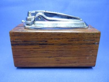 Ronson Tischfeuerzeug in Chrome mit Edelholz und neuen Ventilen funktionsfähig