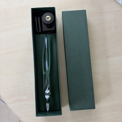 Tintenschreiber aus glas - tintenschreiber,