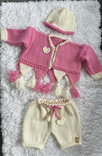 Handgestricktes baby set - handgestricktes,