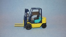 NZG Gabelstapler Komatsu No. 424 FD25T Maßstab 1:25