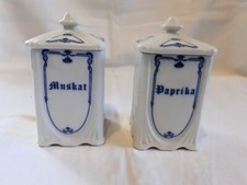 Gewürzdose mit Deckel, Porzellan, Muskat und Paprika