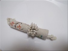 Neuwertig großer Ring mit