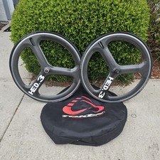 HEB 3 Tri Spoke Carbon Rear