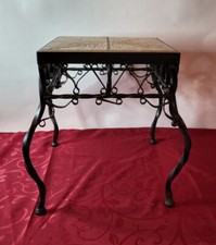 Blumenhocker Metall schwarz Handarbeit 8kg