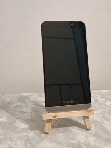 Blackberry z30 16gb - -,