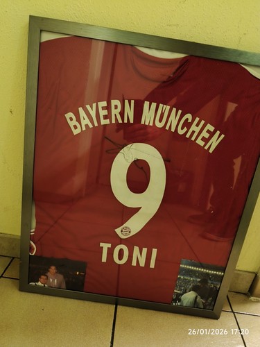 Bayern münchen luca toni - bayern,